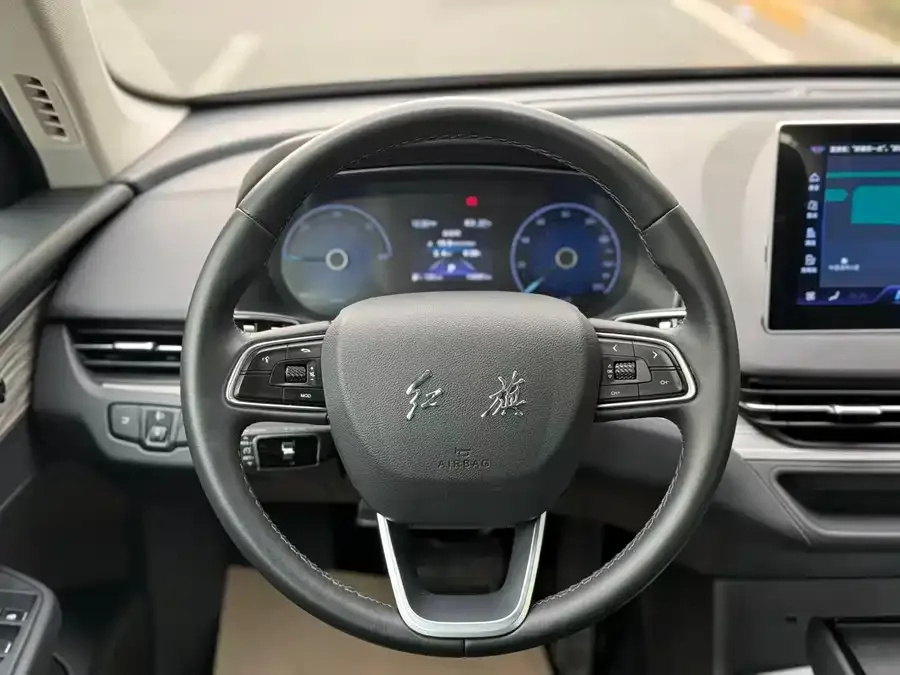 Hongqi E-QM5 Hongqi E-QM5 2024 500km Travel Edition 2024 — миниатюра 4