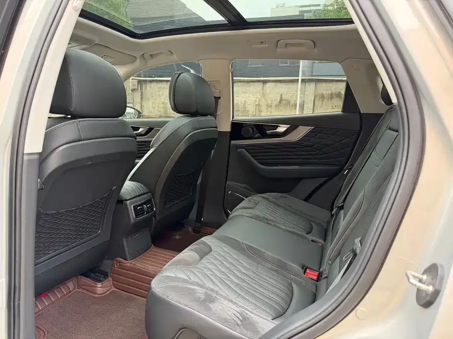 Hongqi HS5 Hongqi HS5 2022 2.0T Zhilian Flagship Edition 2023 — миниатюра 2