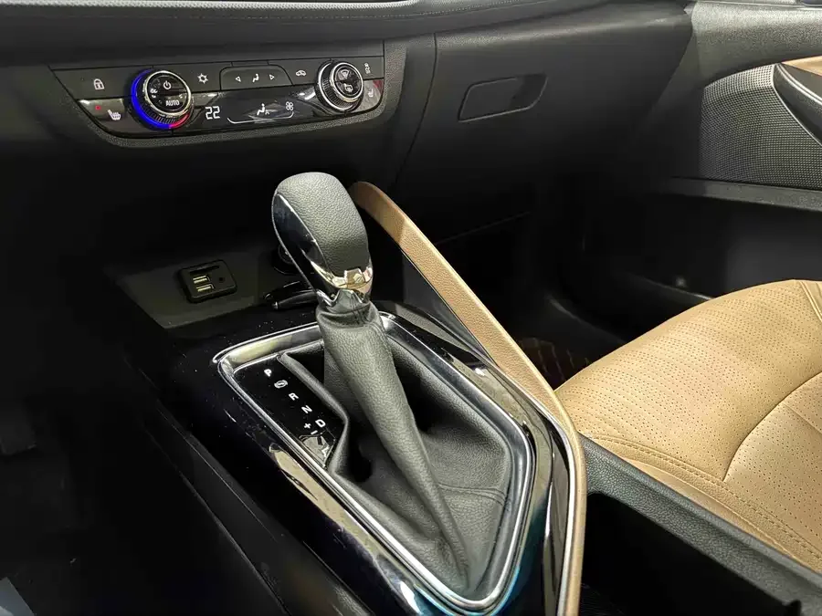 Buick GL6 2021 323T Mild Hybrid Connected Luxury Edition 2022 — миниатюра 4