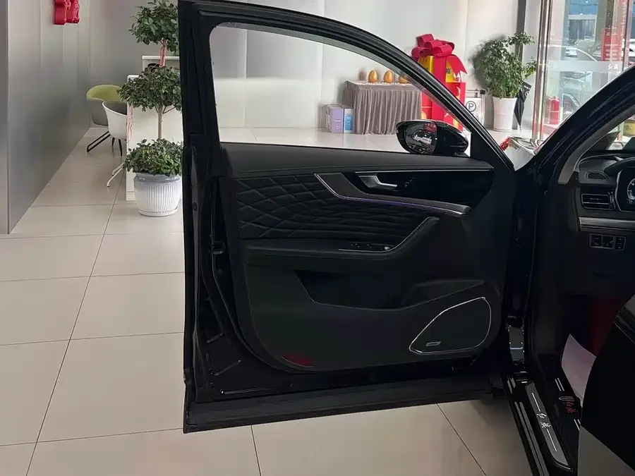 Hongqi HS5 Hongqi HS5 2022 2.0T Zhilianqi Enjoy Shopping Edition 2023 — миниатюра 2