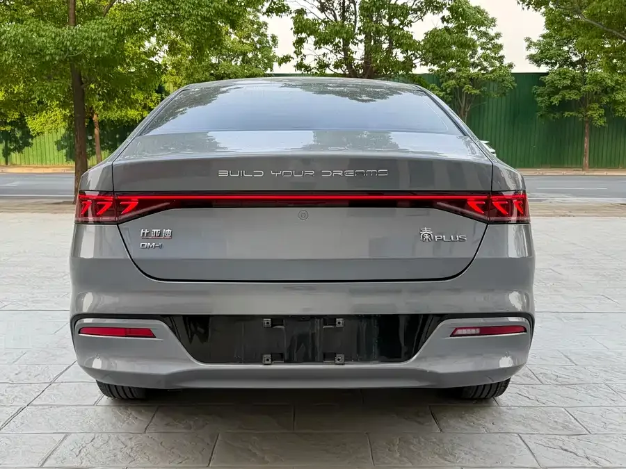 BYD Qin PLUS Qin PLUS 2024 Honor Edition DM-i 120KM Excellence Edition 2024 — миниатюра 3