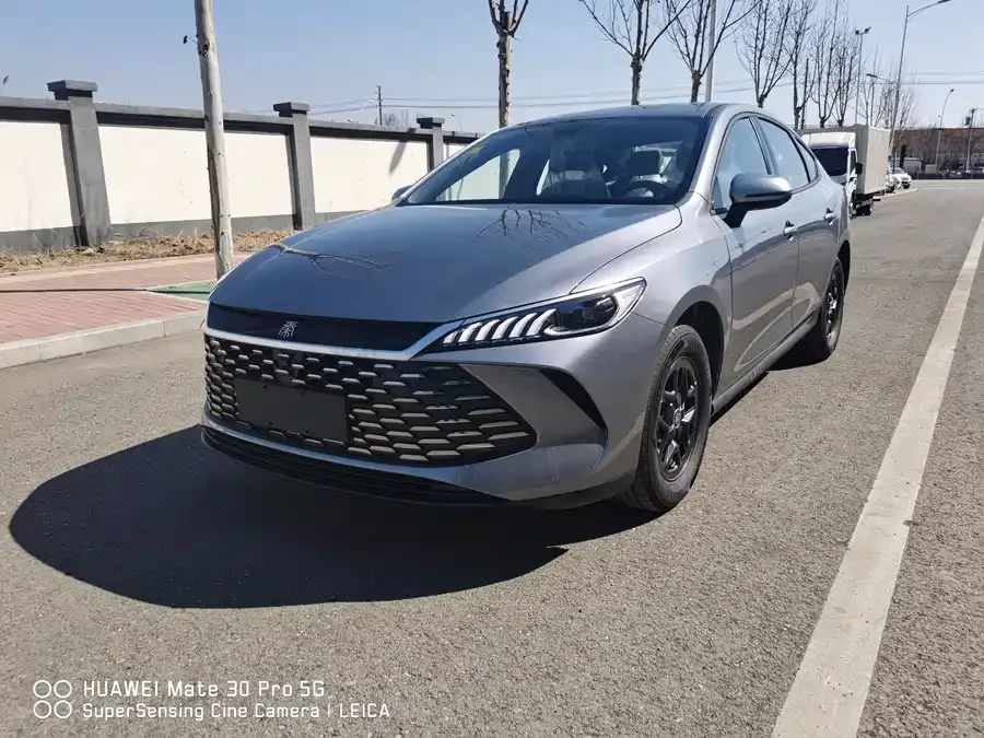 BYD Qin PLUS Qin PLUS 2026 DM-i 128KM Progressive Edition 2026 — фото 1, купить с доставкой в Москву