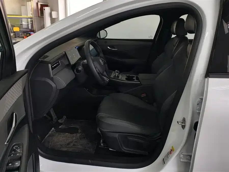 BYD Qin PLUS Qin PLUS 2025 DM-i Intelligent Driving Edition 55KM Leading Edition 2025 — миниатюра 3