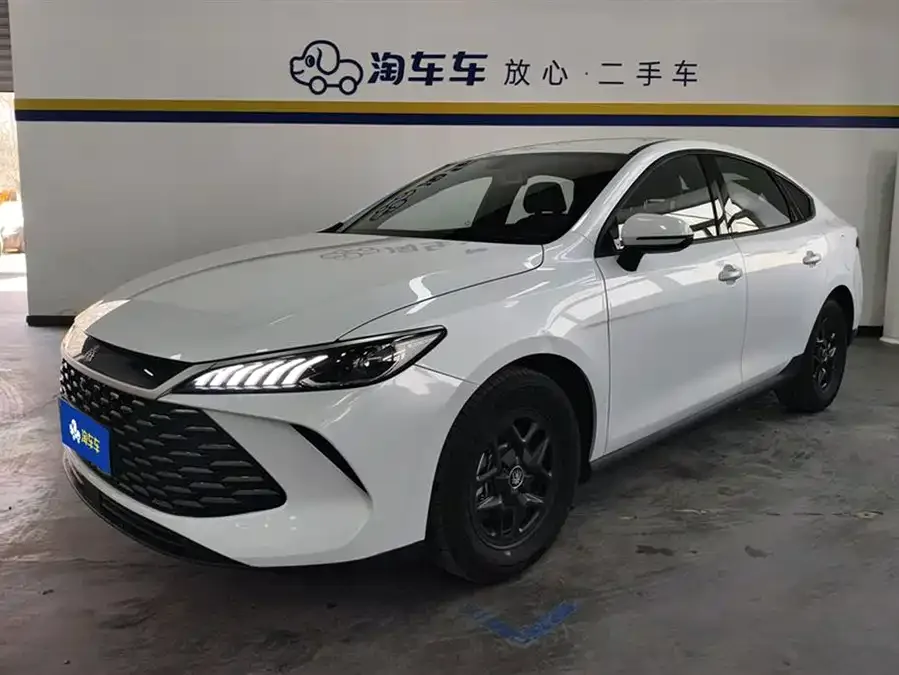 BYD Qin PLUS Qin PLUS 2025 DM-i Intelligent Driving Edition 55KM Leading Edition 2025 — фото 1, купить с доставкой в Москву