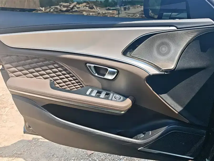 BYD Second-hand Han 2024 DM-i Honor Edition 121KM Elite 2024 — миниатюра 4
