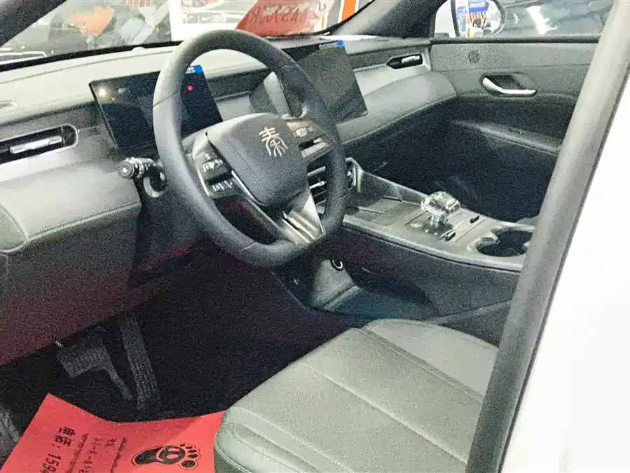 BYD Qin PLUS Qin PLUS 2025 DM-i Intelligent Driving Edition 55KM Leading Edition 2025 — миниатюра 3