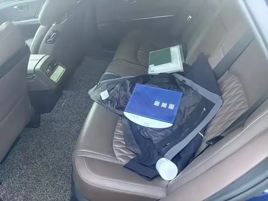 BYD Second-hand Han 2022 DM-i 121KM Premium Edition 2022 — миниатюра 3