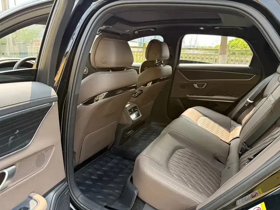 BYD Second-hand Han 2023 DM-i Champion Edition 200KM Flagship 2023 — миниатюра 5