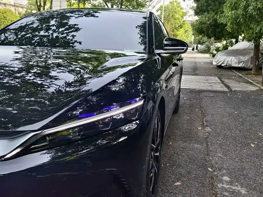 BYD Second-hand Han 2025 DM-i 125KM Premium Edition 2025 — миниатюра 4