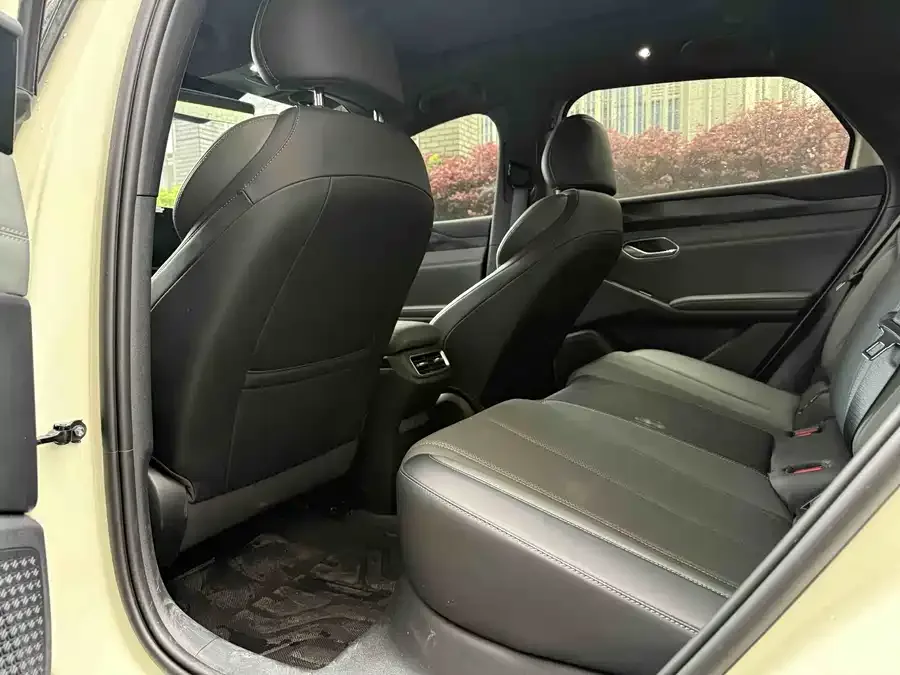 BYD Qin L Qin L 2025 EV 470KM Leading Edition 2025 — миниатюра 3