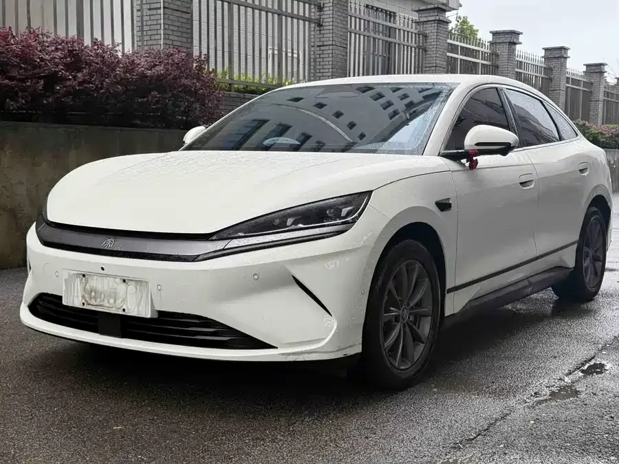 BYD Qin L Qin L 2025 EV 470KM Leading Edition 2025 — фото 1, купить с доставкой в Москву