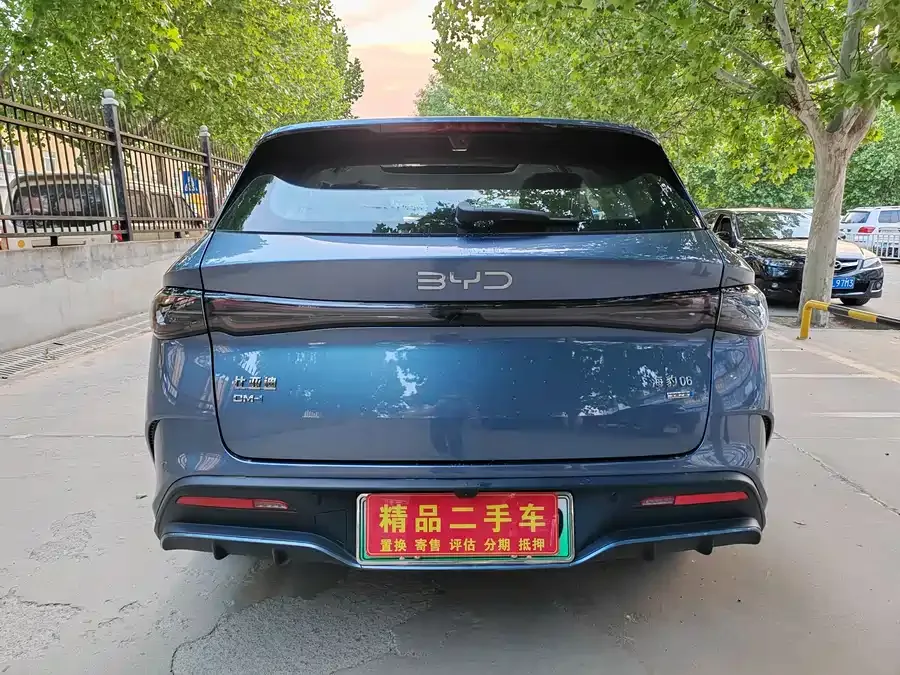 BYD Seal 06 DM-i Travel Edition Seal 06 DM-i Travel Edition 2025 DM-i 80KM Premium Edition 2025 — миниатюра 2
