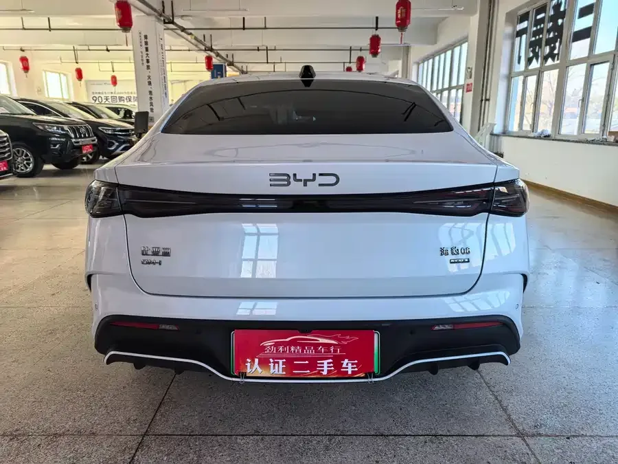 BYD Seal 06 Seal 06 2025 DM-i Intelligent Driving Edition 80KM Luxury Model 2025 — миниатюра 2