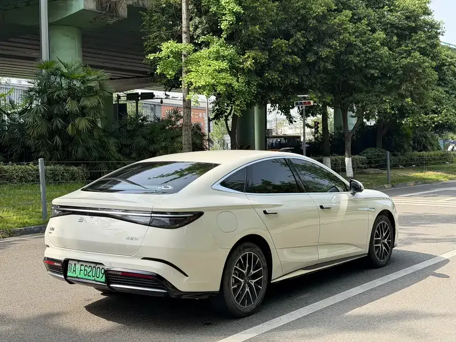 BYD seal 07 DM-i Seal 07 DM-i 2025 DM-i 1.5L 125km Elite 2025 — миниатюра 2