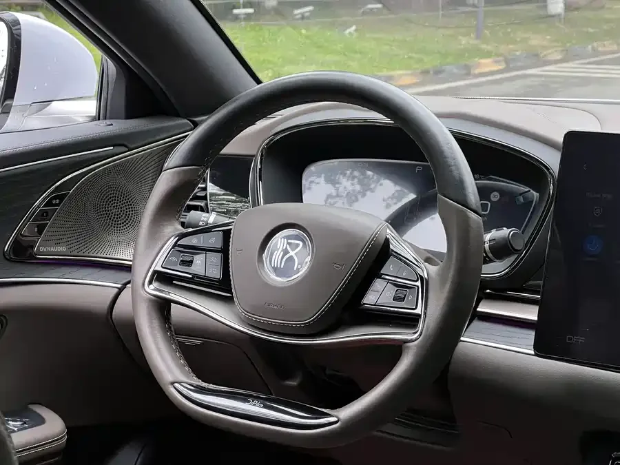 BYD Second-hand Han 2022 DM-i 121KM Premium Edition 2022 — миниатюра 4