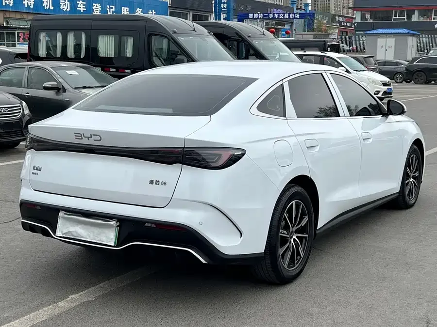 BYD Seal 06 Seal 06 2024 DM-i 80KM Premium 2025 — миниатюра 3