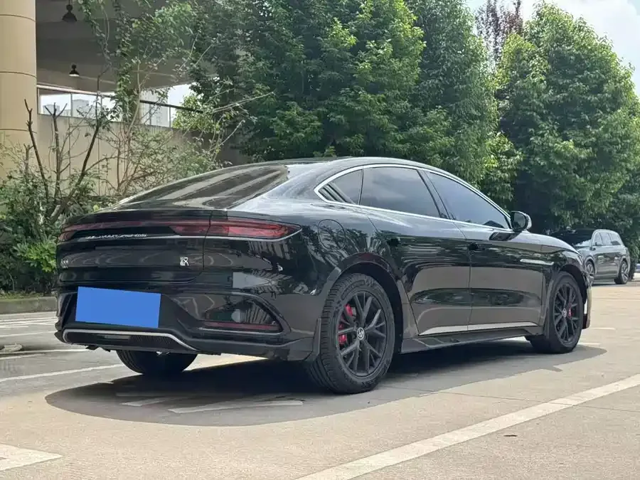 BYD Second-hand Han 2023 DM-i Champion Edition 121KM Premium Edition 2023 — миниатюра 2