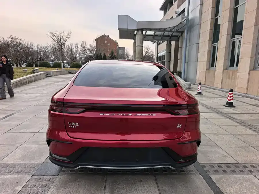BYD Second-hand Han 2022 DM-i 121KM Premium Edition 2022 — миниатюра 2
