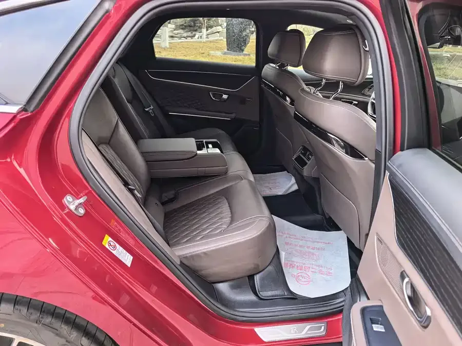 BYD Second-hand Han 2022 DM-i 121KM Premium Edition 2022 — миниатюра 4