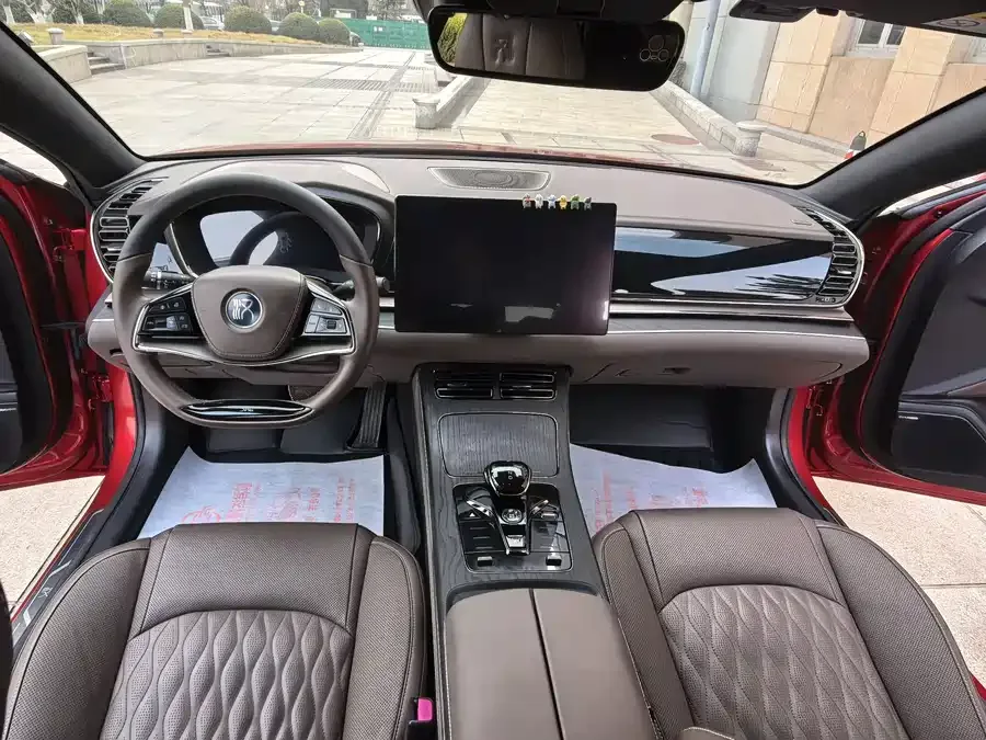 BYD Second-hand Han 2022 DM-i 121KM Premium Edition 2022 — миниатюра 5