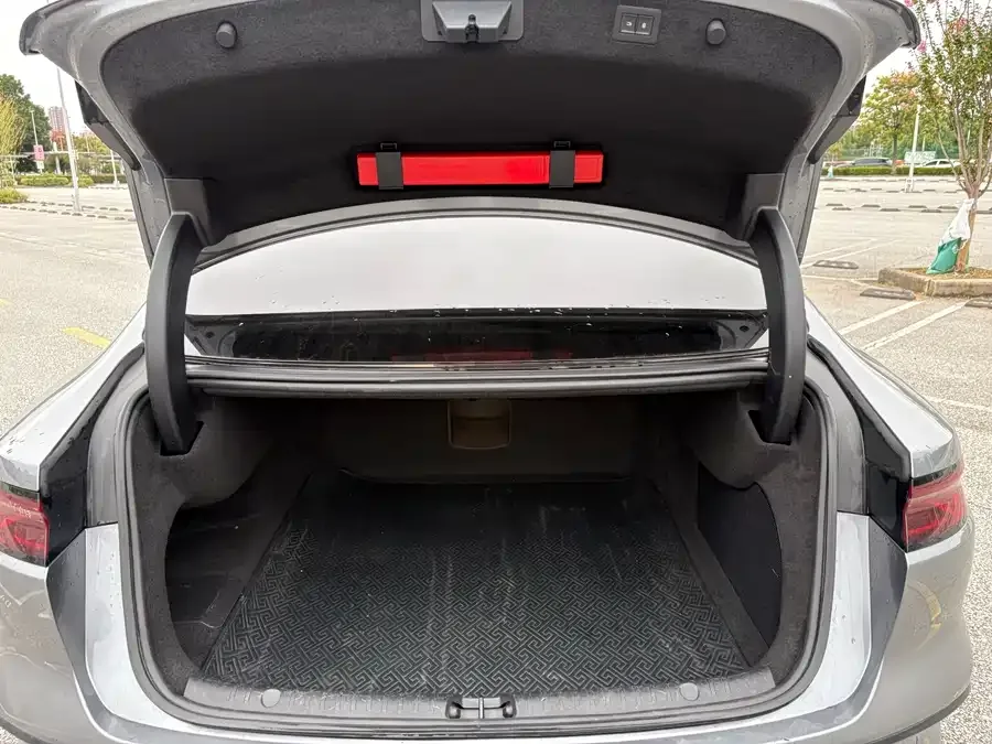 BYD Second-hand Han 2022 DM-i 121KM Premium Edition 2022 — миниатюра 4