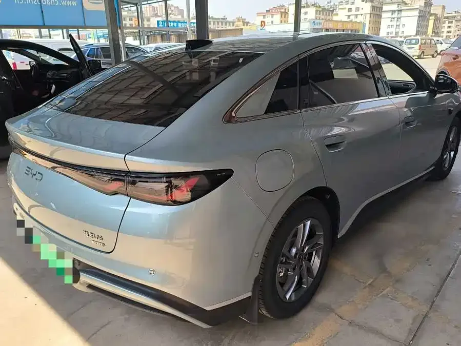 BYD Seal 06 Seal 06 2025 EV 545KM Premium Edition 2025 — миниатюра 3