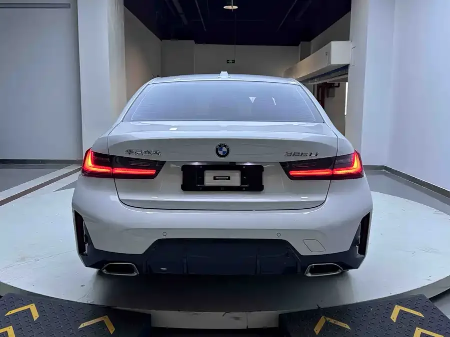 BMW 3 series BMW 3 Series 2023 320Li M Sport Package 2023 — миниатюра 2
