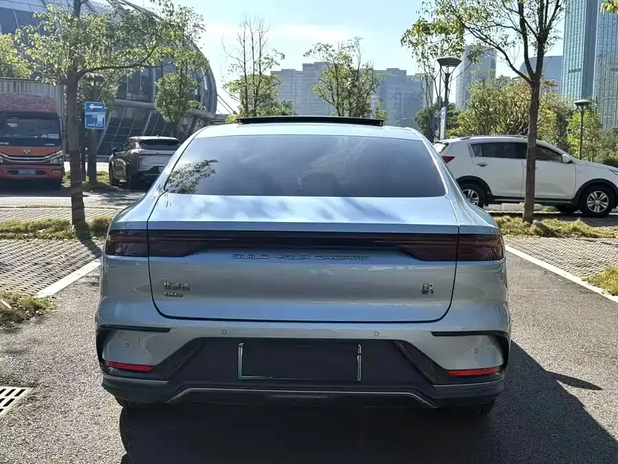 BYD Second-hand Han 2023 DM-i Champion Edition 121KM Premium Edition 2024 — миниатюра 2