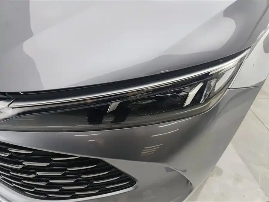 BYD Qin L Qin L 2024 DM-i 80KM Leading Edition 2025 — миниатюра 2