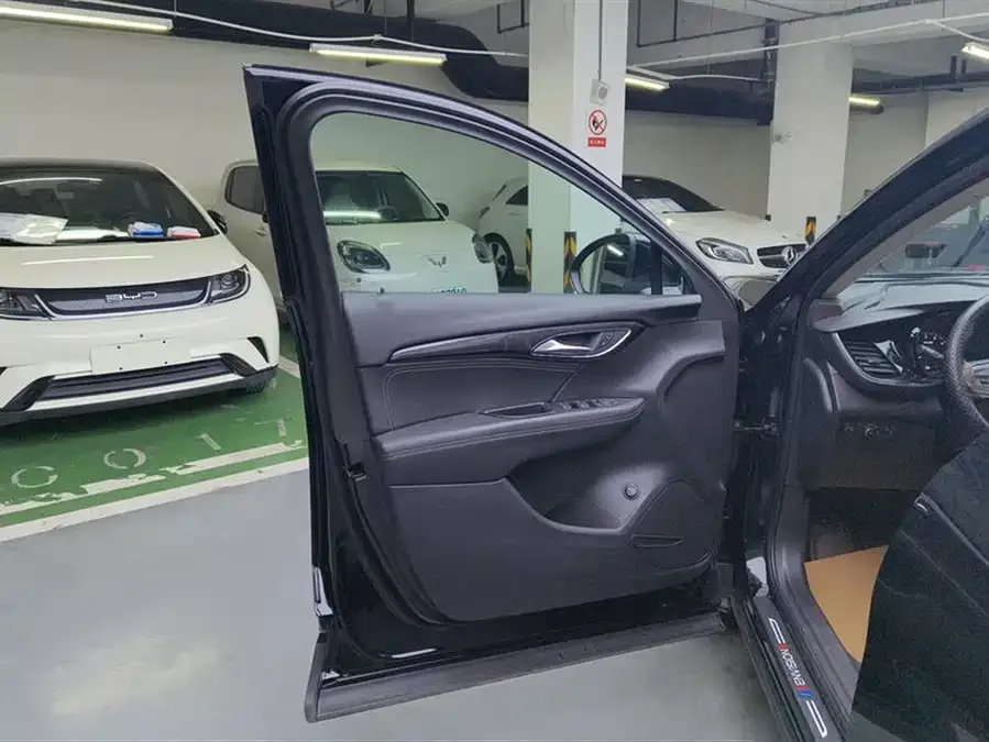 Buick Envision S Envision S 2023 Envision S 552T 2WD Luxury 2023 — миниатюра 4