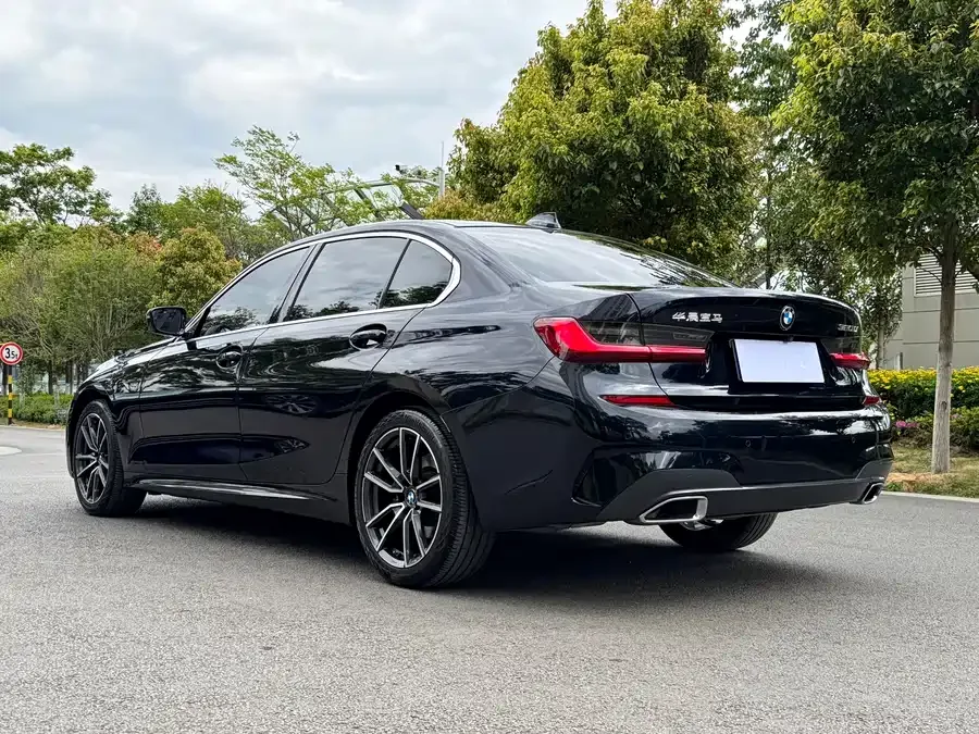 BMW 3 series BMW 3 Series 2022 320Li M Sport Package 2022 — миниатюра 2