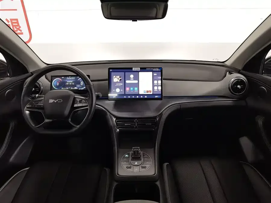BYD Sea Lion 05 DM-i Sea Lion 05 DM-i 2025 DM-i 115KM Premium Edition 2024 — миниатюра 2