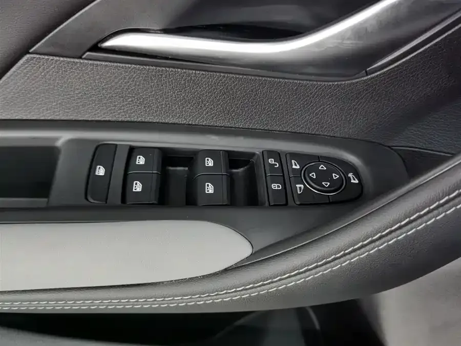 BYD Sea Lion 05 DM-i Sea Lion 05 DM-i 2025 DM-i 115KM Premium Edition 2024 — миниатюра 3
