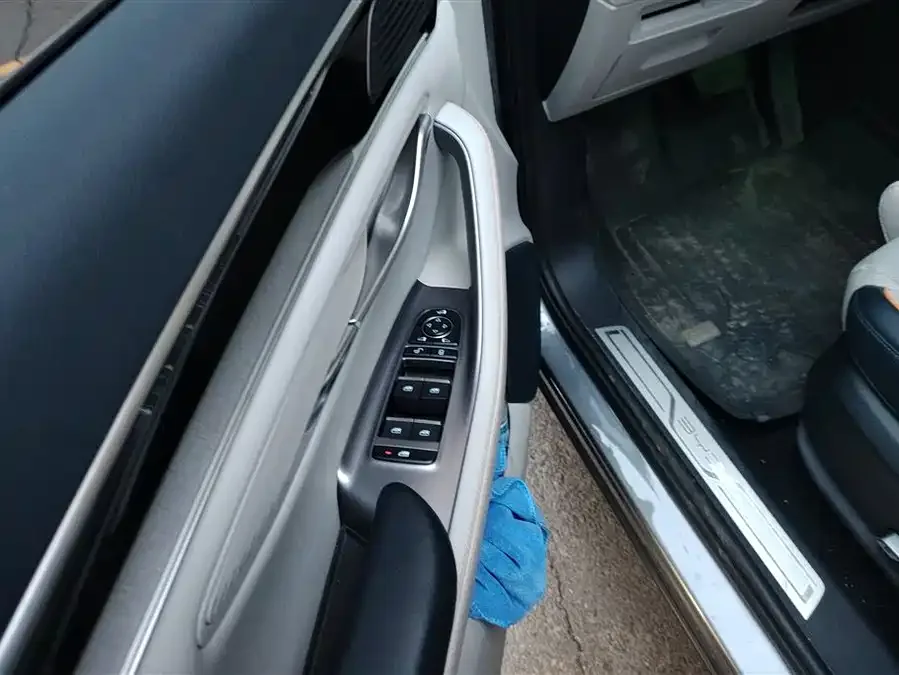 BYD Song PLUS New Energy Song PLUS New Energy 2024 Honor Edition DM-i 150km Flagship PLUS 2024 — миниатюра 4