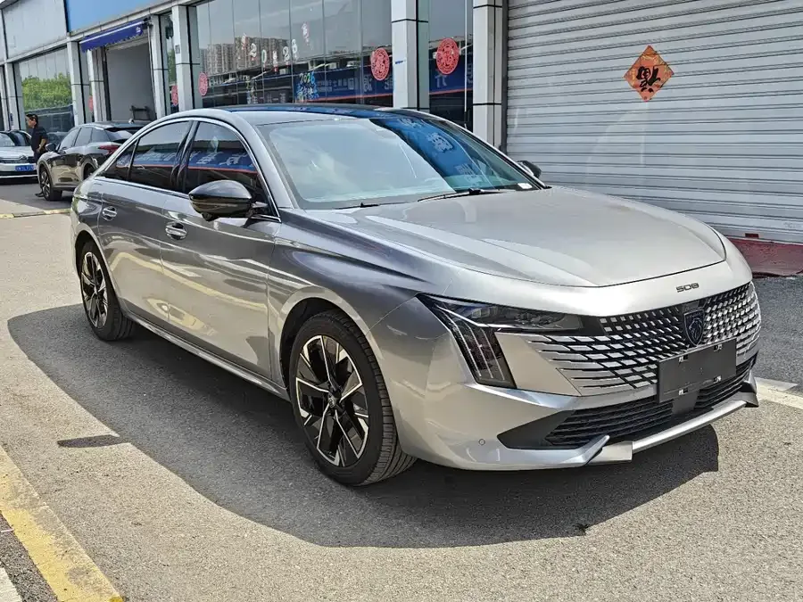 Peugeot 508 Peugeot 508 2025 Facelift 508L 400THP Dynamic Flagship Edition 2025 — миниатюра 3