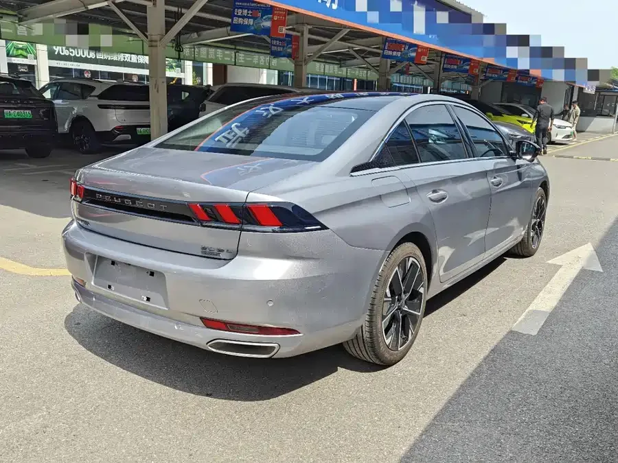 Peugeot 508 Peugeot 508 2025 Facelift 508L 400THP Dynamic Flagship Edition 2025 — миниатюра 4