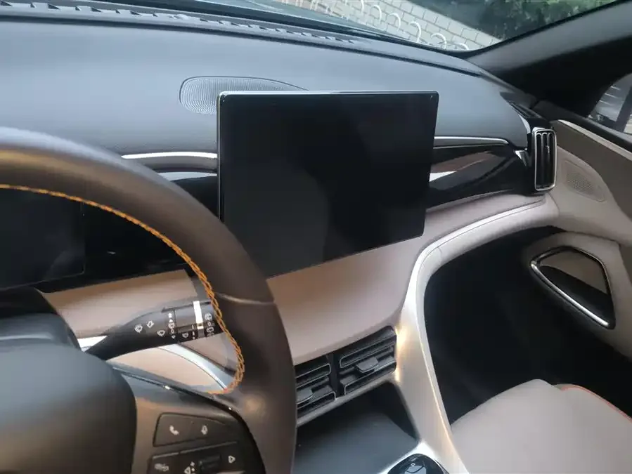 BYD Song Pro New Energy Song Pro New Energy 2024 Honor Edition DM-i 110KM Beyond Edition 2024 — миниатюра 4