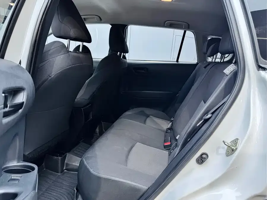 Toyota Frontlander Fenglanda 2022 2.0L CVT Elite Edition 2022 — миниатюра 3