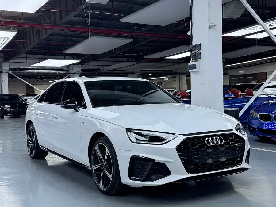 Audi a4 l 2024 40 TFSI luxury and dynamic model 2024 — миниатюра 3