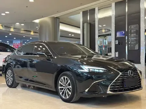 Lexus ES 2025 купить в Москве