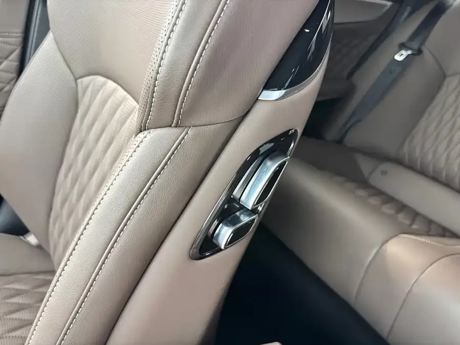 BYD Second-hand Han 2022 DM-i 121KM Premium Edition 2022 — миниатюра 4