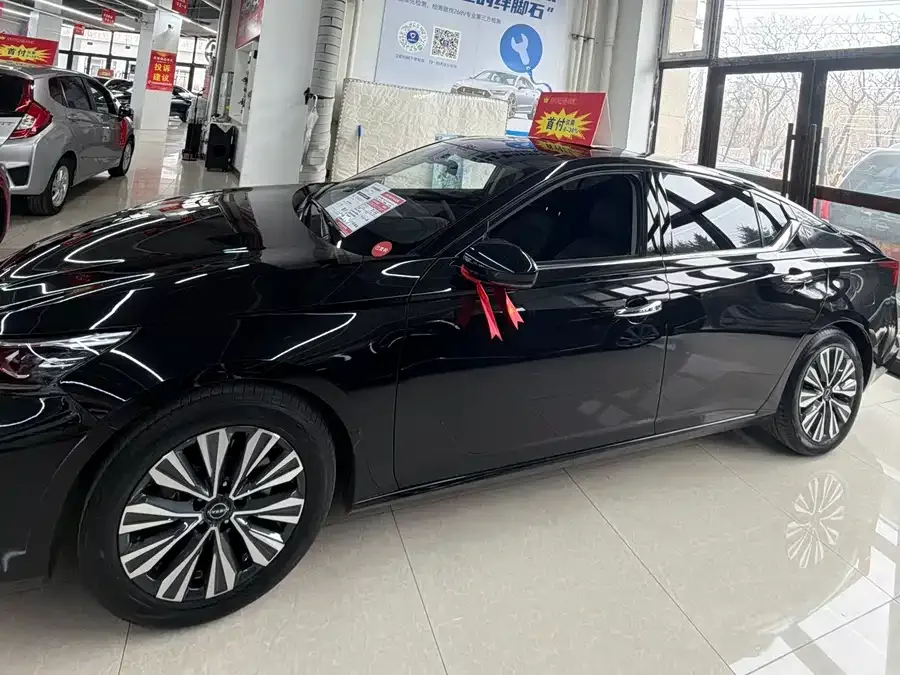 Nissan Altima 2022 Teana 2.0L XL-TLS Enjoy Edition 2023 — миниатюра 3