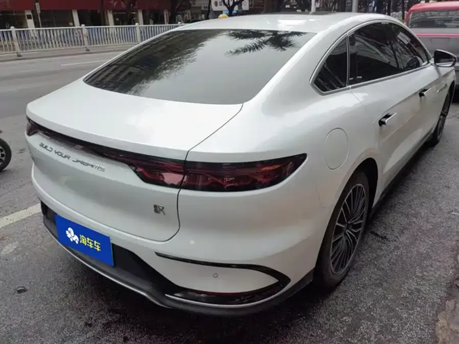 BYD Second-hand Han 2022 DM-i 121KM Premium Edition 2022 — миниатюра 3