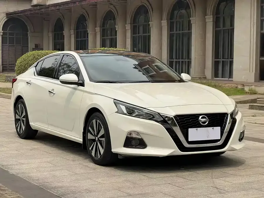 Nissan Altima Teana 2021 2.0L XL Comfort Edition 2022 — миниатюра 3