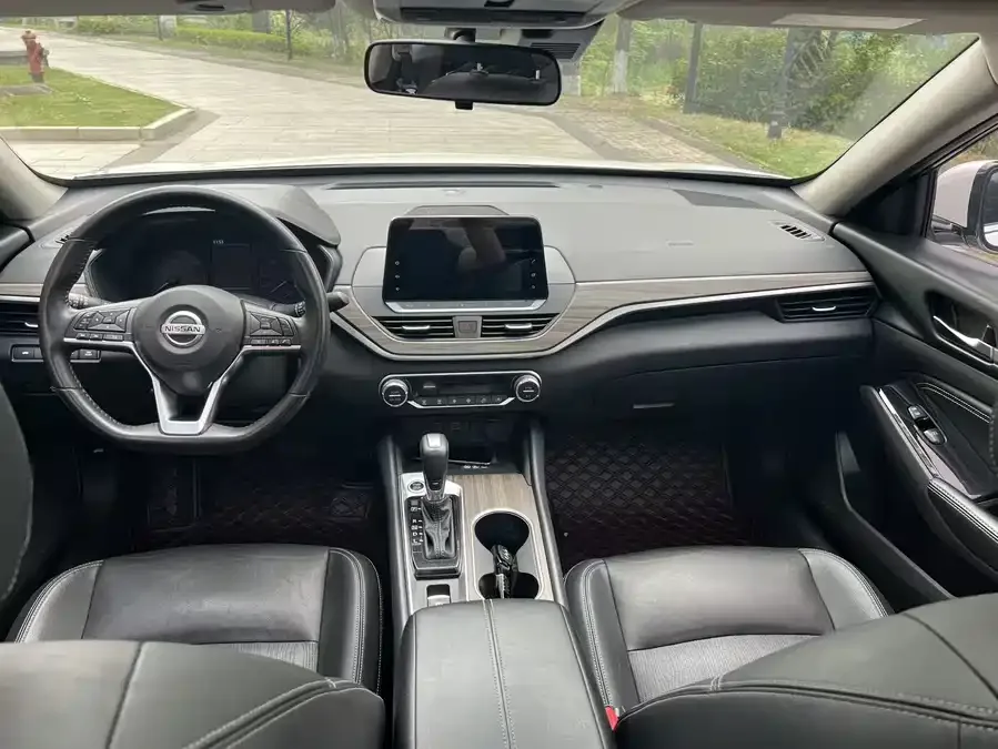 Nissan Altima Teana 2021 2.0L XL Comfort Edition 2022 — миниатюра 4