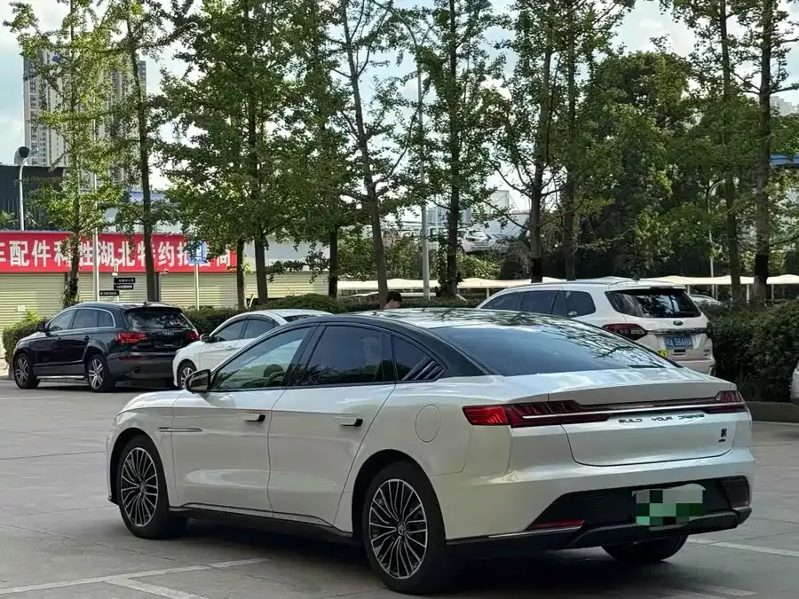 BYD Second-hand Han 2021 EV Standard Range Luxury Edition 2022 — миниатюра 3