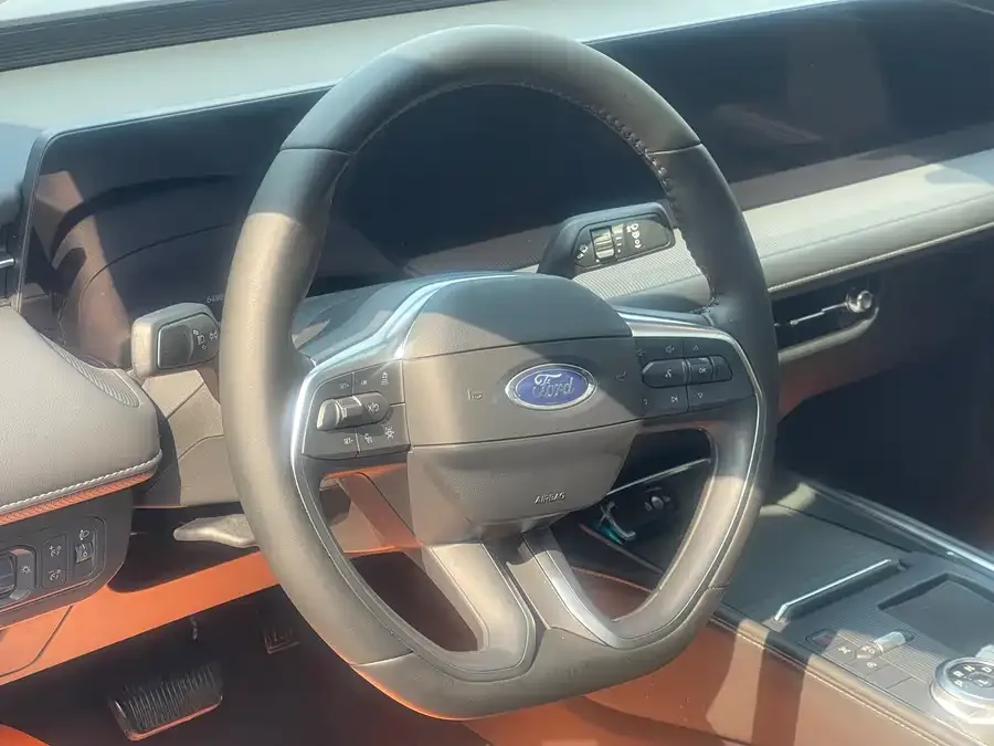 Ford Mondeo Mondeo 2025 2.0T EcoBoost Luxury Edition 2025 — миниатюра 2