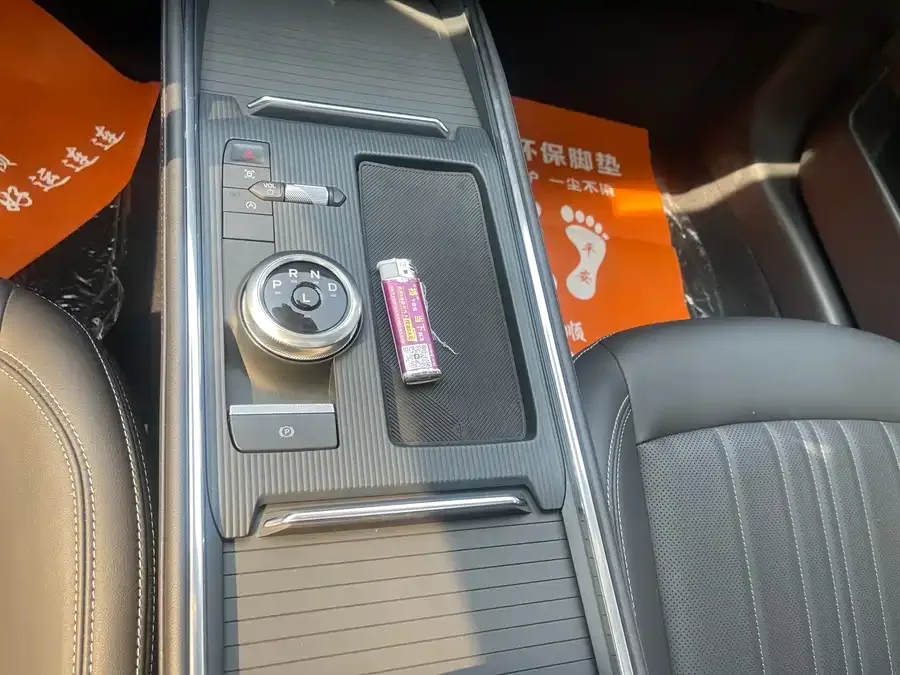 Ford Mondeo Mondeo 2025 2.0T EcoBoost Luxury Edition 2025 — миниатюра 5