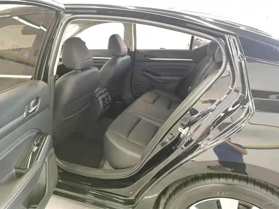 Nissan Altima Teana 2021 2.0L XL Comfort Edition 2022 — миниатюра 5