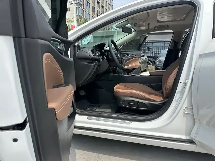 Buick Regal Regal 2022 552T Smart Edition 2022 — миниатюра 3